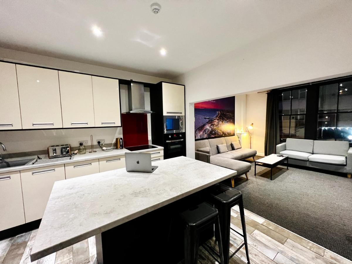 The Pier Suite Serviced Apartment 블랙풀 외부 사진